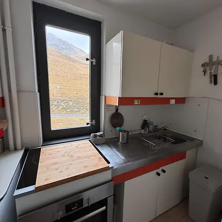 For 10 People With Terrace And Mountain View Daire