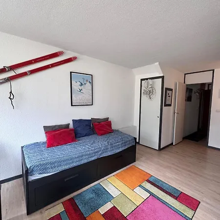 Appartement For 10 People With Terrace And Mountain View