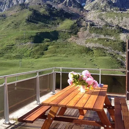Daire For 10 People With Terrace And Mountain View