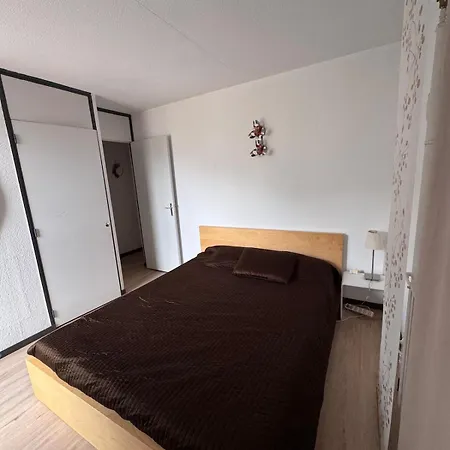 For 10 People With Terrace And Mountain View
